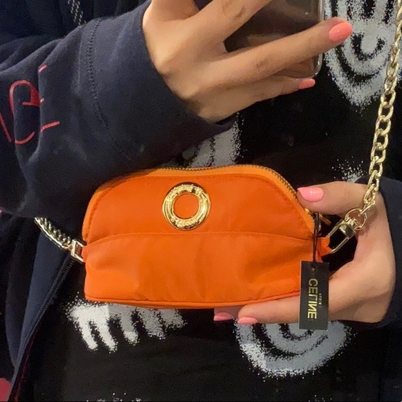 ✨SALE 2️⃣0️⃣0️⃣ NWT Celine Cosmetic Bag✨ - Picture 2 of 8